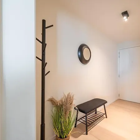 With Breathtaking Sea Views And Balcony アパート *